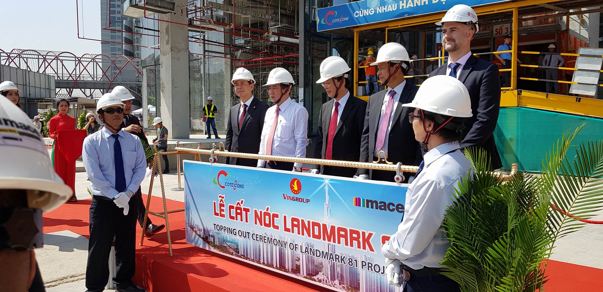 Toàn cảnh The Landmark 81 – một trong 10 tòa tháp cao nhất thế giới