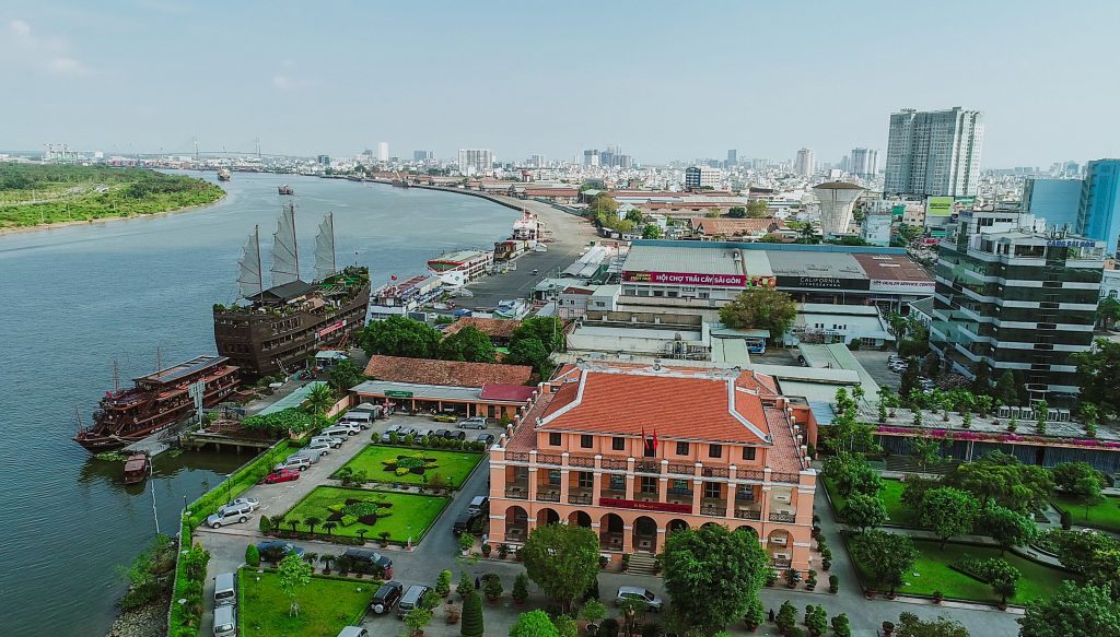 Logistics Việt Nam: Hạ tầng yếu, kết nối rời rạc