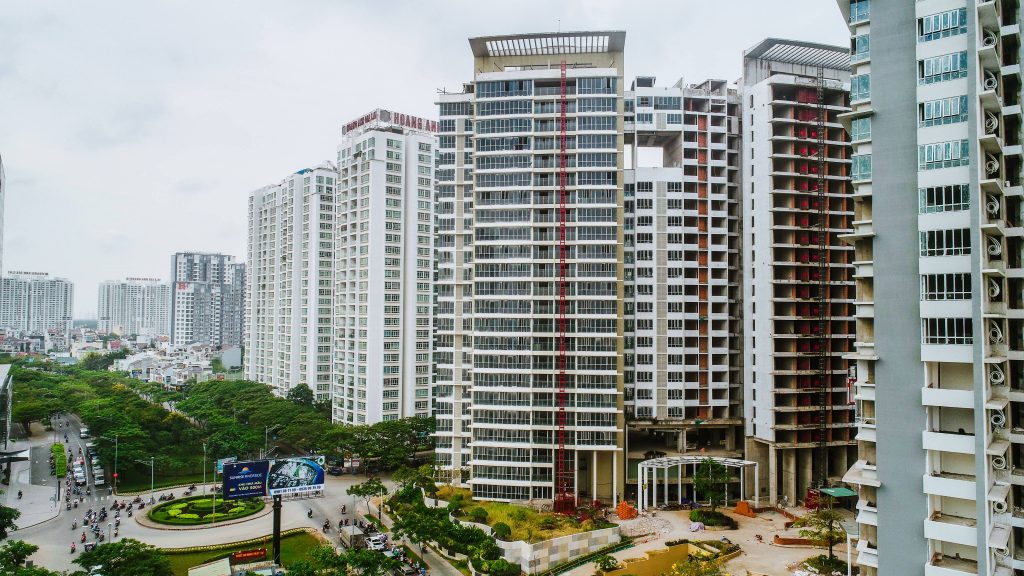 Bùng phát hội chứng đầu cơ