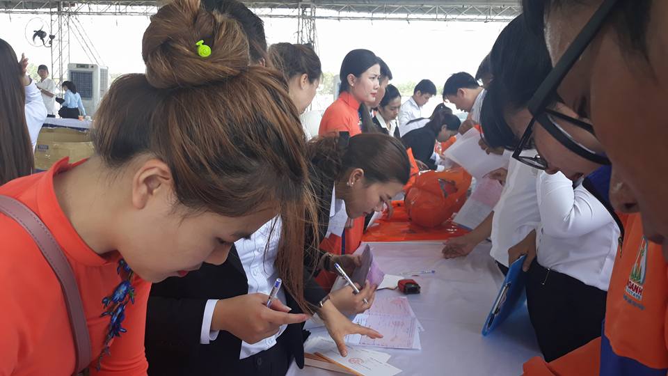 “Say” trong cơn sốt đất