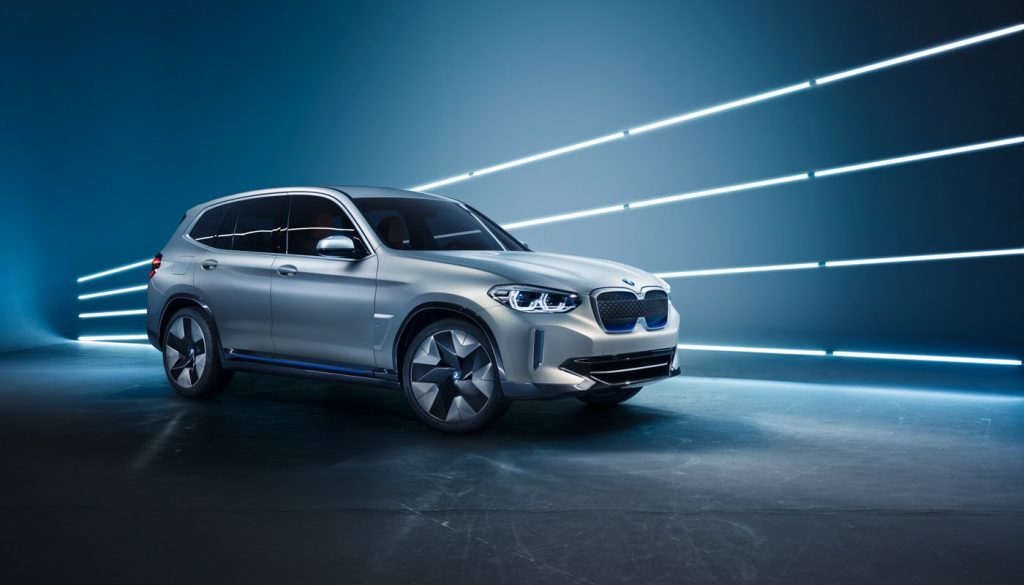 Chi tiết về chiếc SUV chạy điện hoàn toàn BMW iX3