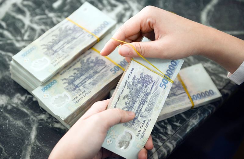 Cảnh giác với quảng cáo cho vay không thế chấp ở cột điện