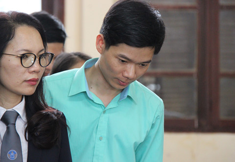 Tòa bất ngờ công bố chứng cứ mới khi xét xử Hoàng Công Lương