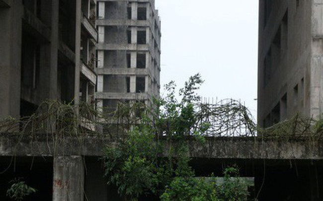 Cận cảnh “hoang tàn” dự án bệnh viện 700 giường đầu tư 850 tỉ đồng