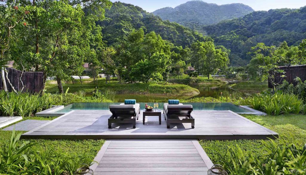 THAM VỌNG DUY TRÌ VẺ ĐẸP VỐN CÓ CỦA LĂNG CÔ