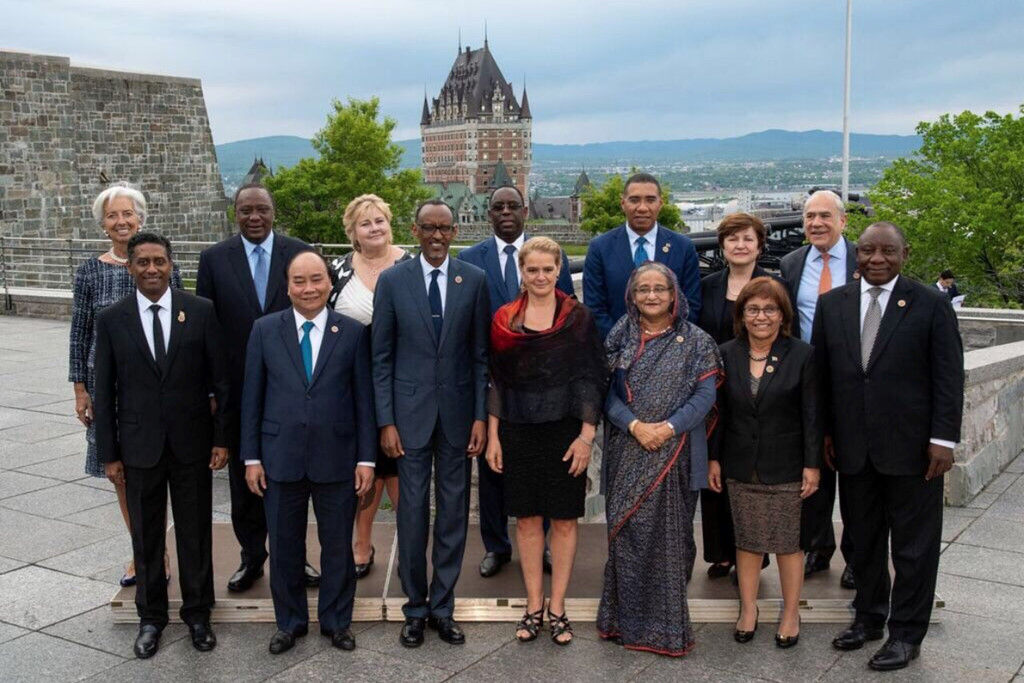 Thủ tướng: ‘Biển Đông phải là vùng biển hòa bình, an toàn’