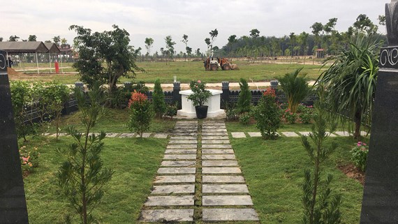 Kinh doanh “bất động sản cho… cõi âm”