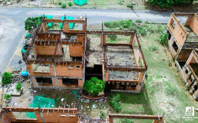 Cận cảnh siêu dự án nghỉ dưỡng ven bãi biển đẹp nhất Ninh Thuận bị bỏ hoang, sắp đến thời điểm bị thu hồi