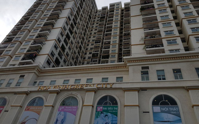 Sau công văn hỏa tốc của Hà Nội và cuộc gặp bất ngờ của đại gia “Đường bia”, cư dân Hòa Bình Green City mong sớm có sổ đỏ