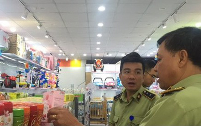 Vụ nghi vấn hàng hóa Con Cưng: Người tiêu dùng mất niềm tin