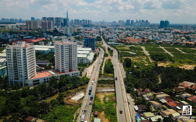 Kịch bản nào cho thị trường địa ốc TP.HCM những tháng cuối năm?