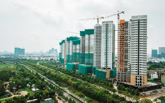 Bỏ phố về quê sau cơn sốt đất vùng ven TP.HCM