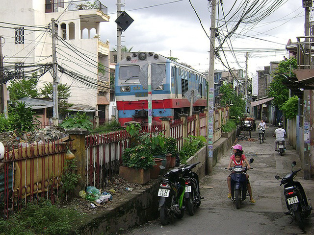 Đường sắt trên cao Bình Triệu-Hòa Hưng: Nhiều điều chưa rõ!