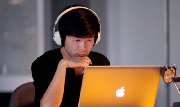 10 thói quen khiến nhiều người tuổi 30 vẫn tay trắng