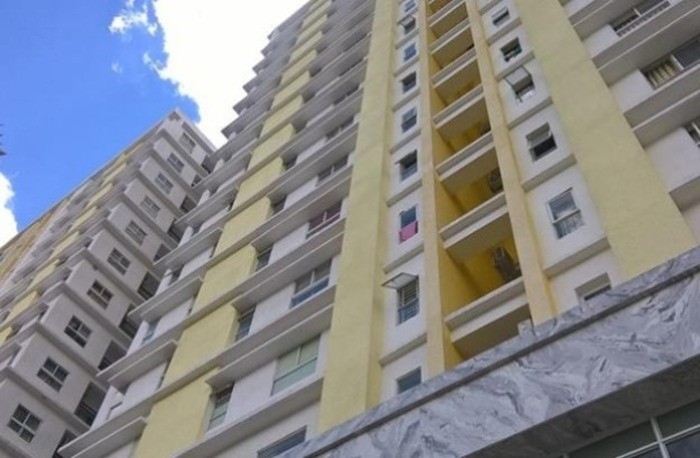 Bất động sản 24h: Nan giải việc cấp sổ hồng chung cư