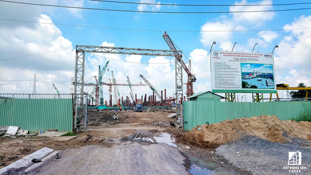 Toàn cảnh siêu dự án 10.000 tỷ đồng phơi nắng mưa do bị ngưng thi công tại TP.HCM