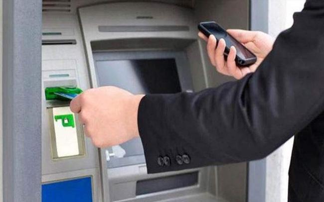 Thấy giao dịch bất thường, ngân hàng sẽ chủ động khóa thẻ