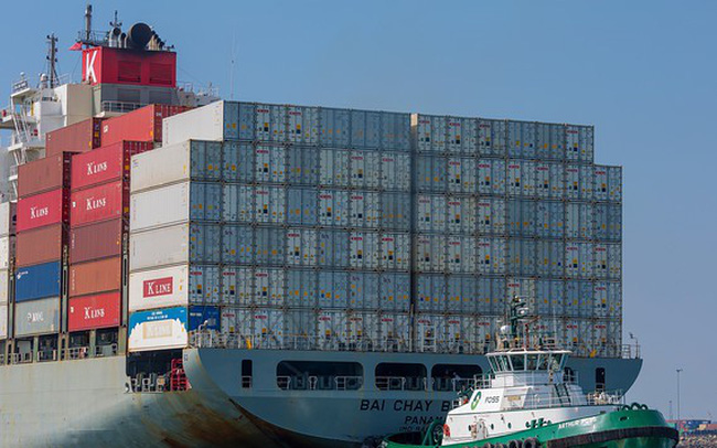 Thâm hụt thương mại của Mỹ tăng mạnh do nhập khẩu đạt mức kỷ lục