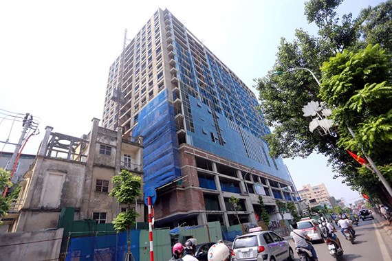 Vi phạm xây dựng vượt tầng: Quy trách nhiệm cơ quan quản lý