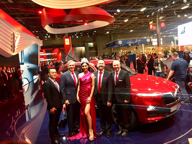 Chiến dịch truyền thông đắt đỏ, hào nhoáng của VinFast