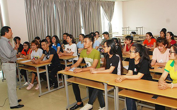 Hàng nghìn sếp công ty du lịch phải… cắp sách đến trường