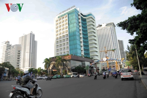 Du lịch Khánh Hòa: Thừa nơi ngủ, thiếu chỗ chơi