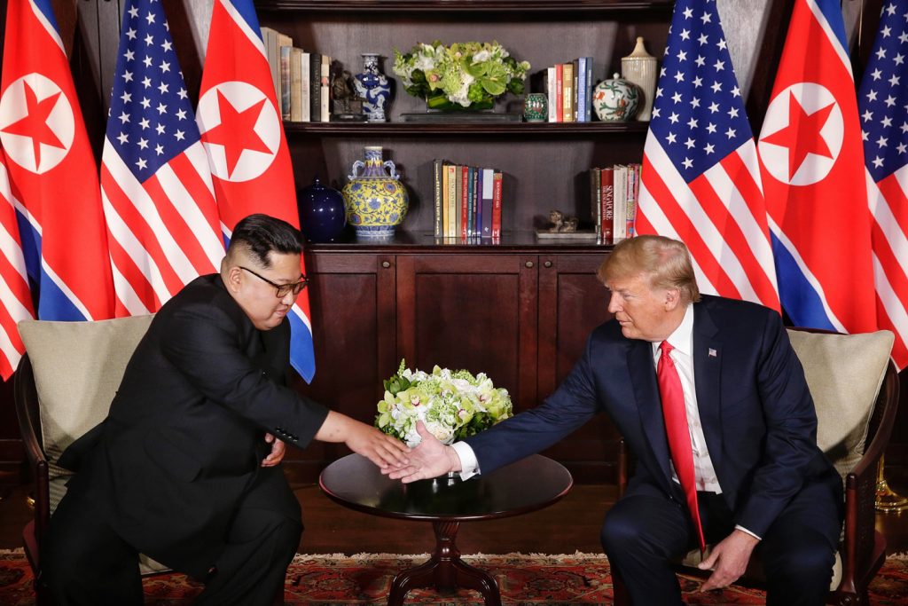 Những đàm phán hậu trường trước thượng đỉnh Trump – Kim ở HN
