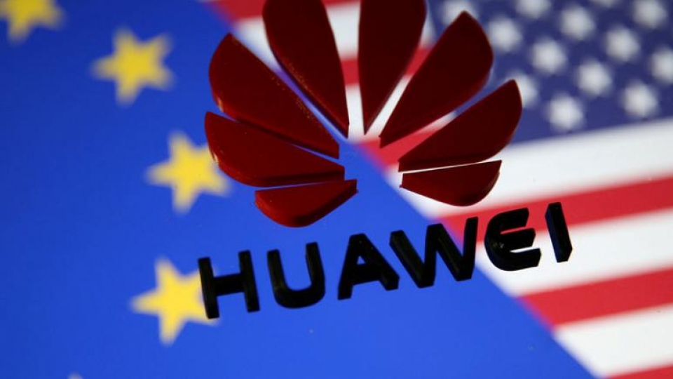 Đáp lại cảnh báo của Mỹ, Huawei mở cửa trụ sở cho truyền thông nước ngoài tham quan