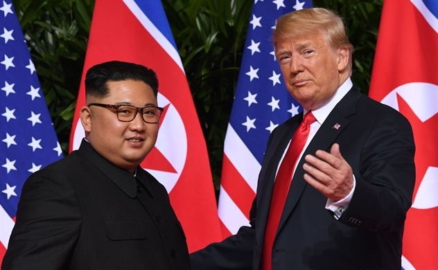 Ông Trump dỡ bỏ lệnh trừng phạt liên quan Triều Tiên mới công bố