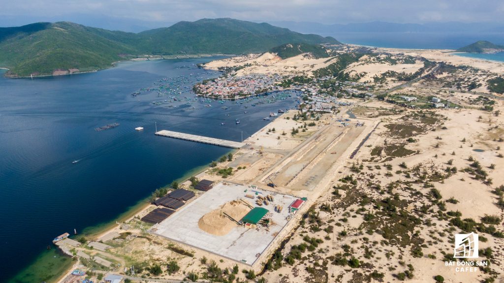 Bán tháo đất Vân Phong