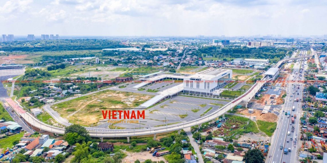 Ngắm toàn cảnh Bến xe miền Đông mới chính thức đi vào hoạt động từ 10/10/2020: Hoạt động y như một sân bay?