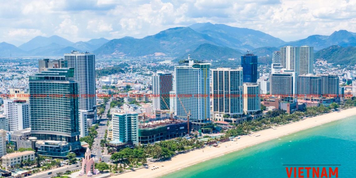 Mắc kẹt vì condotel