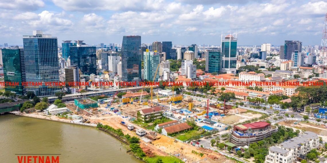 Danh sách 20 thương vụ M&A lớn nhất năm 2020: Cá lớn theo sóng lớn