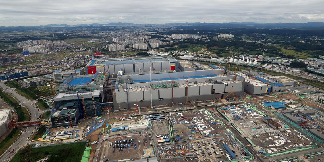 Dấu ấn hơn một thập kỷ Samsung đầu tư tại Việt Nam-Bài 3: Doanh nghiệp FDI đóng 1.500 tỷ tiền BHXH/năm