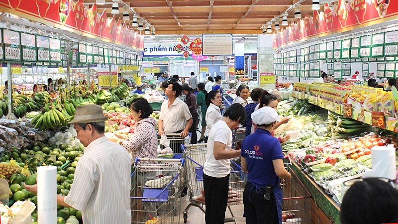 Bán lẻ: cuộc chiến khốc liệt trên các quầy tạp hóa