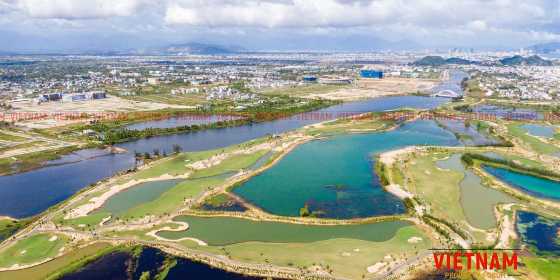 Sông Cổ Cò oằn mình gánh các dự án bất động sản