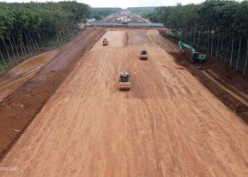 Cận cảnh tiến độ 3 tuyến cao tốc đi qua thủ phủ resort Bình Thuận