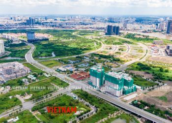 Dòng vốn ngoại chực chờ rót vào thị trường bất động sản Việt Nam