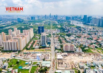 Dòng vốn ngoại chực chờ rót vào thị trường bất động sản Việt Nam