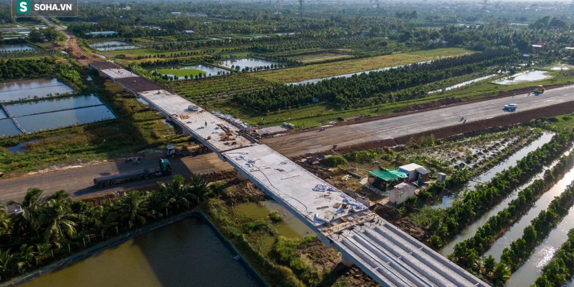 Cận cảnh cao tốc 12.000 tỷ đồng nối TP. Hồ Chí Minh – Tiền Giang trước ngày thông xe