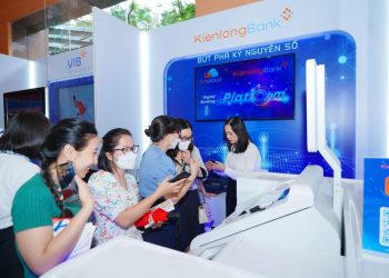 Rút – chuyển tiền liên ngân hàng tại máy SMT của Unicloud và KienlongBank chỉ bằng mã QR