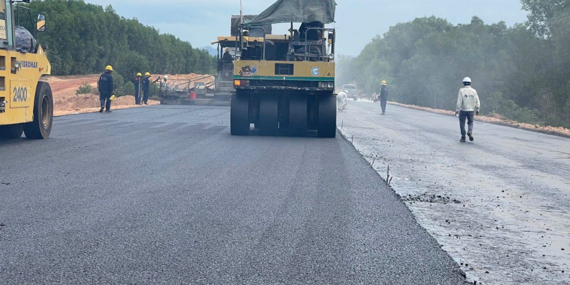 Đẩy nhanh tiến độ thi công cao tốc Quảng Ngãi-Hoài Nhơn