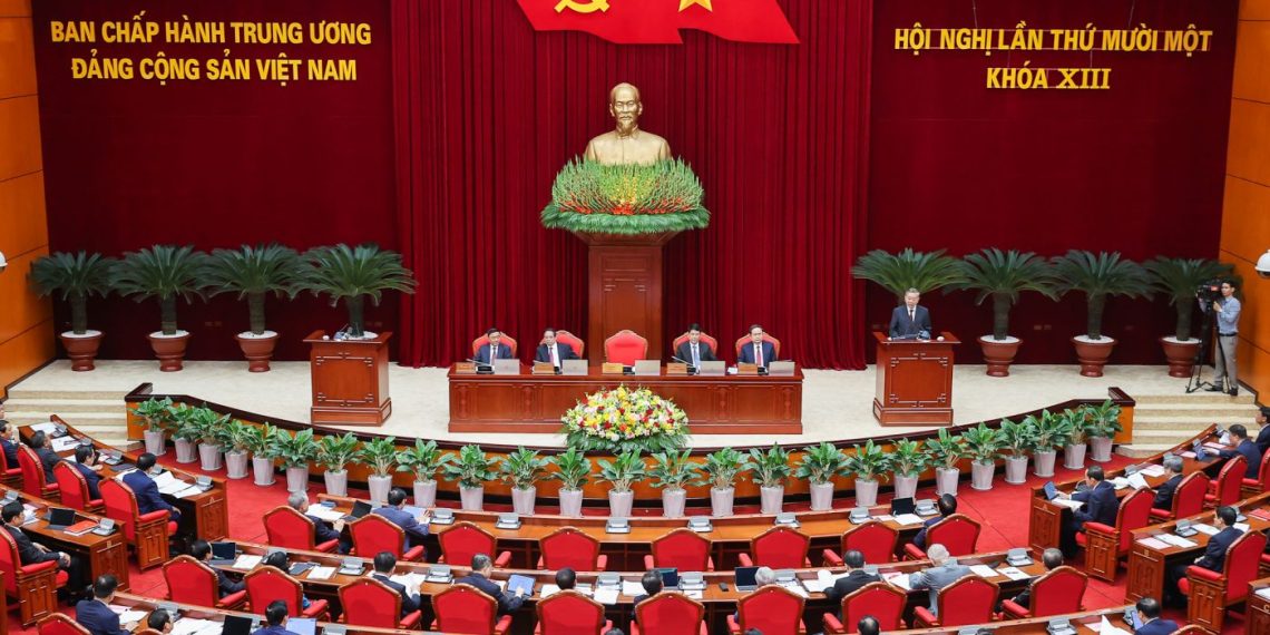 Thông báo Hội nghị lần thứ 11 Ban Chấp hành Trung ương Đảng khóa XIII