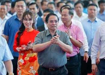 Thủ tướng chủ trì lễ khởi công, khánh thành 80 công trình, dự án lớn kỷ niệm 50 năm Giải phóng miền Nam