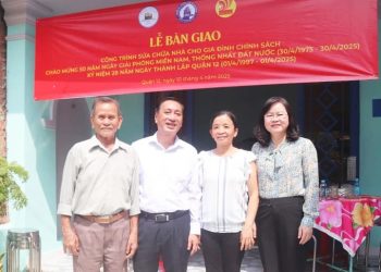 50 năm non sông liền một dải – Bài 7: Viết tiếp câu chuyện nghĩa tình