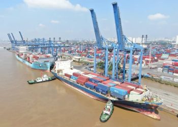 Từ quốc gia nghèo đến nền kinh tế phát triển nhanh nhất – Bài 1: Khó khăn, thách thức và đổi mới