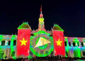 Trụ sở HĐND – UBND TP.Hồ Chí Minh 136 năm tuổi rực sáng 3D Mapping