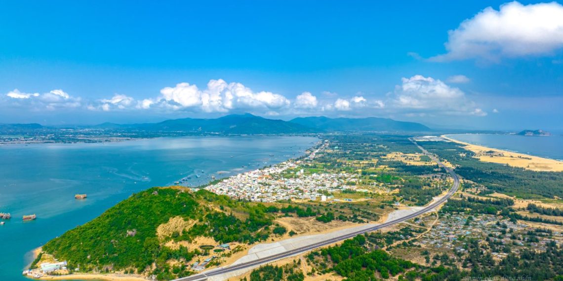 Quy hoạch 1/2000 Không gian phát triển đô thị, nghỉ dưỡng, thương mại dịch vụ, du lịch và Bến Siêu du thuyền Đề Gi