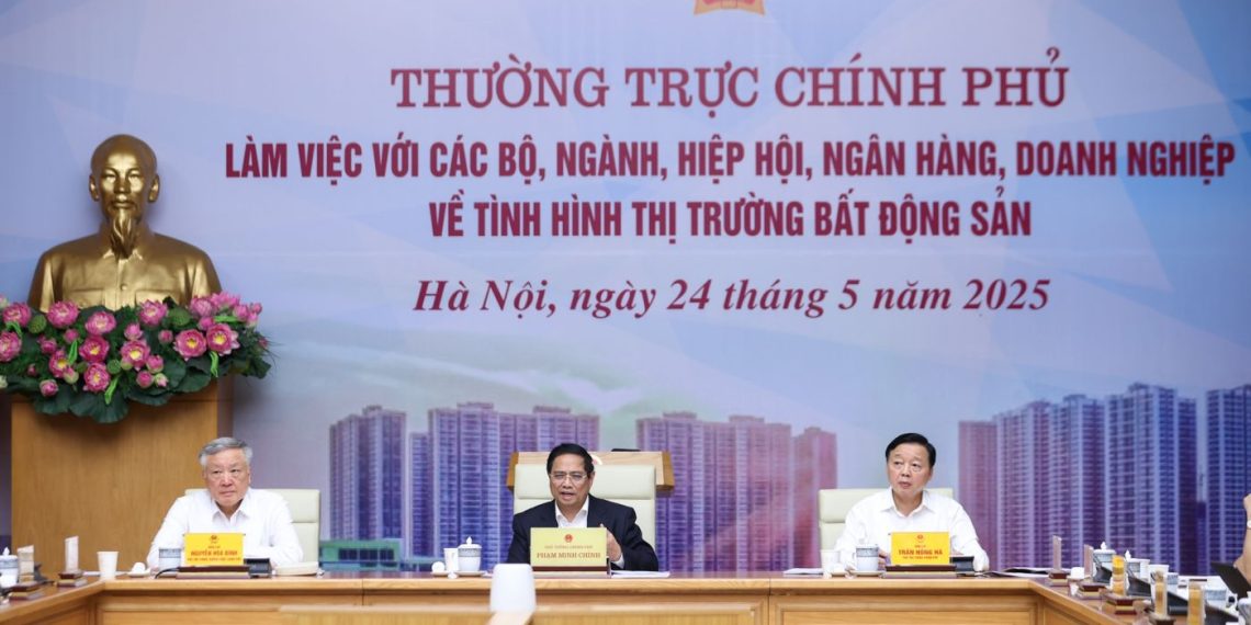 Thủ tướng: Xử lý nghiêm các hành vi đầu cơ, lũng đoạn; hướng tới mục tiêu mọi người dân đều có chỗ ở