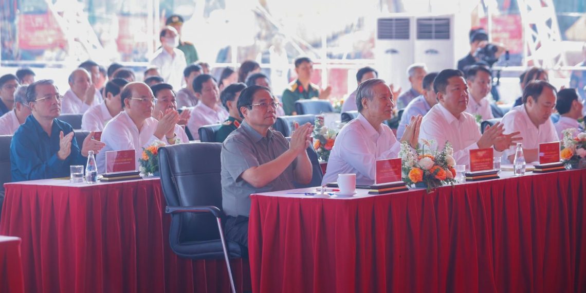 Thủ tướng dự lễ khởi công tuyến cao tốc huyết mạch qua Thái Bình, Nam Định